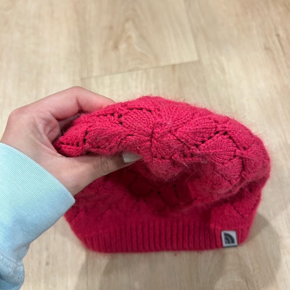 TNF Cable Knit Woven Reversible Beanie OS - Picture 2 of 4
